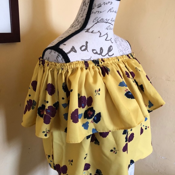Tops - Yellow floral flounce off the shoulder crop top S Tops - Yellow floral flounce off the shoulder crop top S